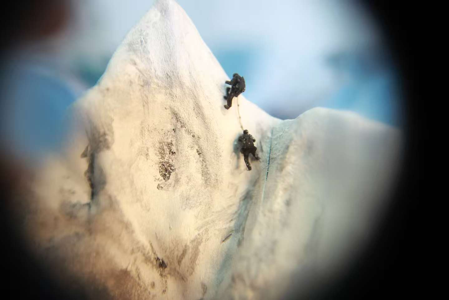 Where, detail 6